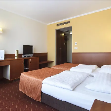 Hotel Airport Budapest 4*