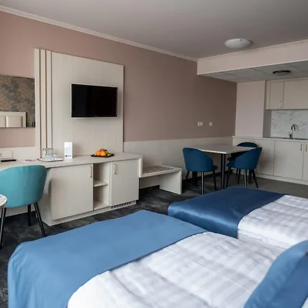 Airport Budapest 4*