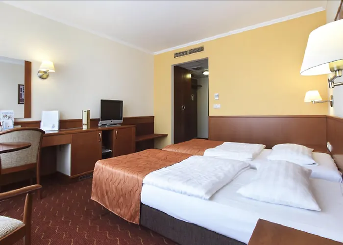 Hotel Airport Budapest 4*