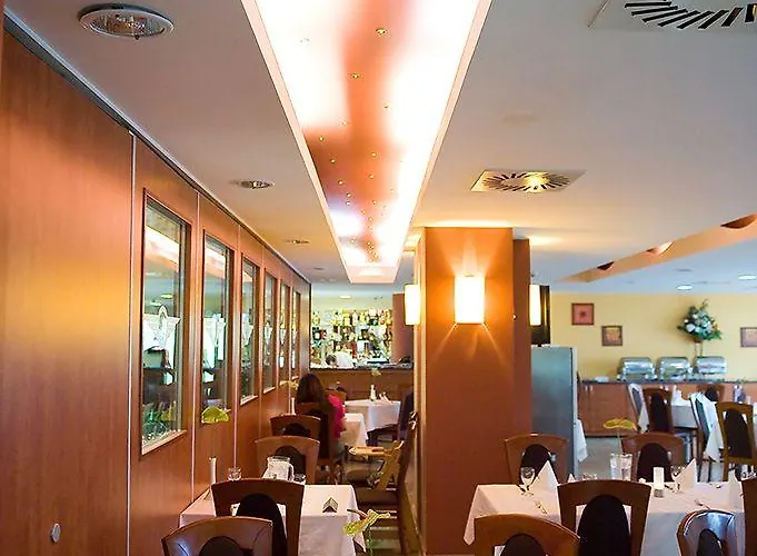 Hotel Airport Budapest 4*