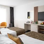 Airport Budapest 4* Vecsés
