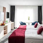 Airport Budapest 4*