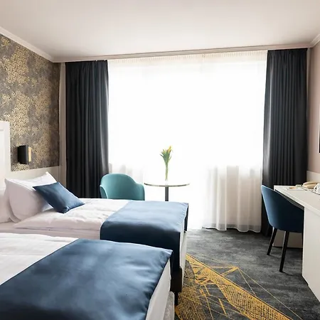 Airport Budapest 4*