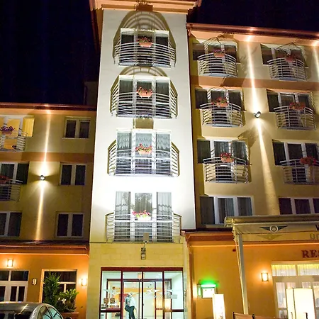 Airport Budapest 4*
