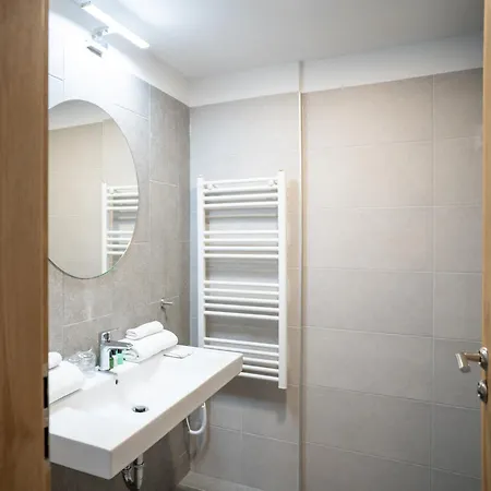 Airport Budapest 4*