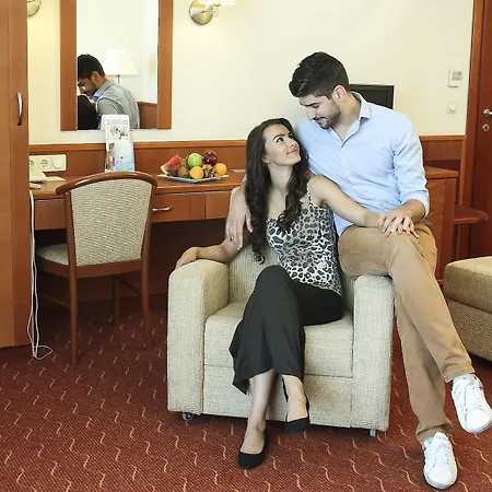 Hotel Airport Budapest 4*