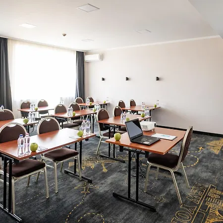 Hotel Airport Budapest 4*
