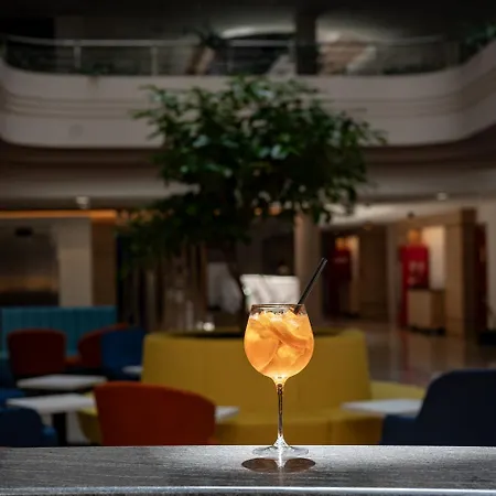 Airport Budapest 4*